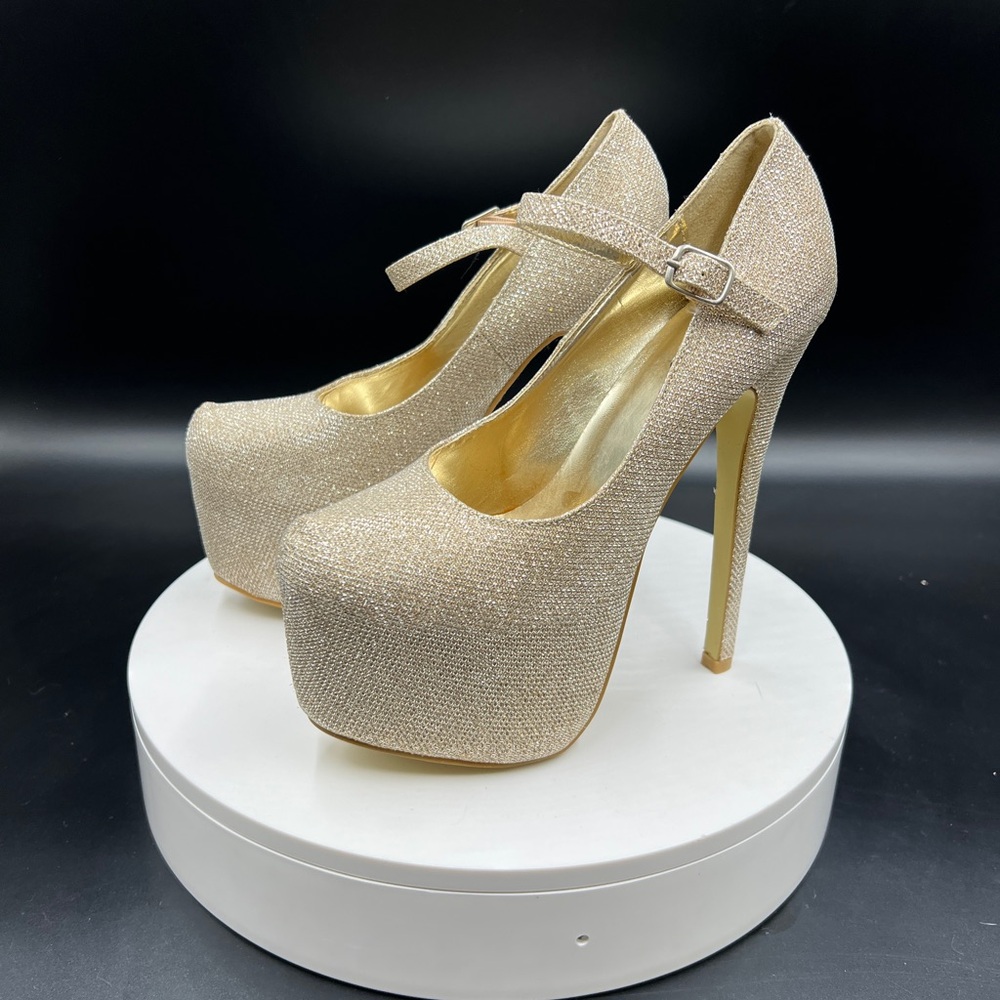 Gold Pazzle Platform Heels